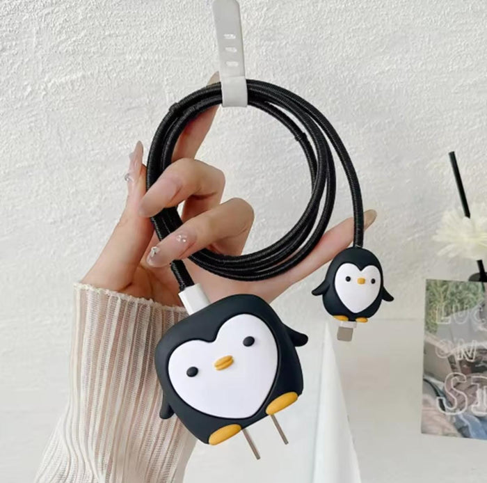 Protector de Cargador Pingüino Negro