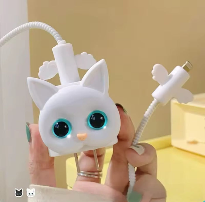 Protector de Cargador Gatito Blanco